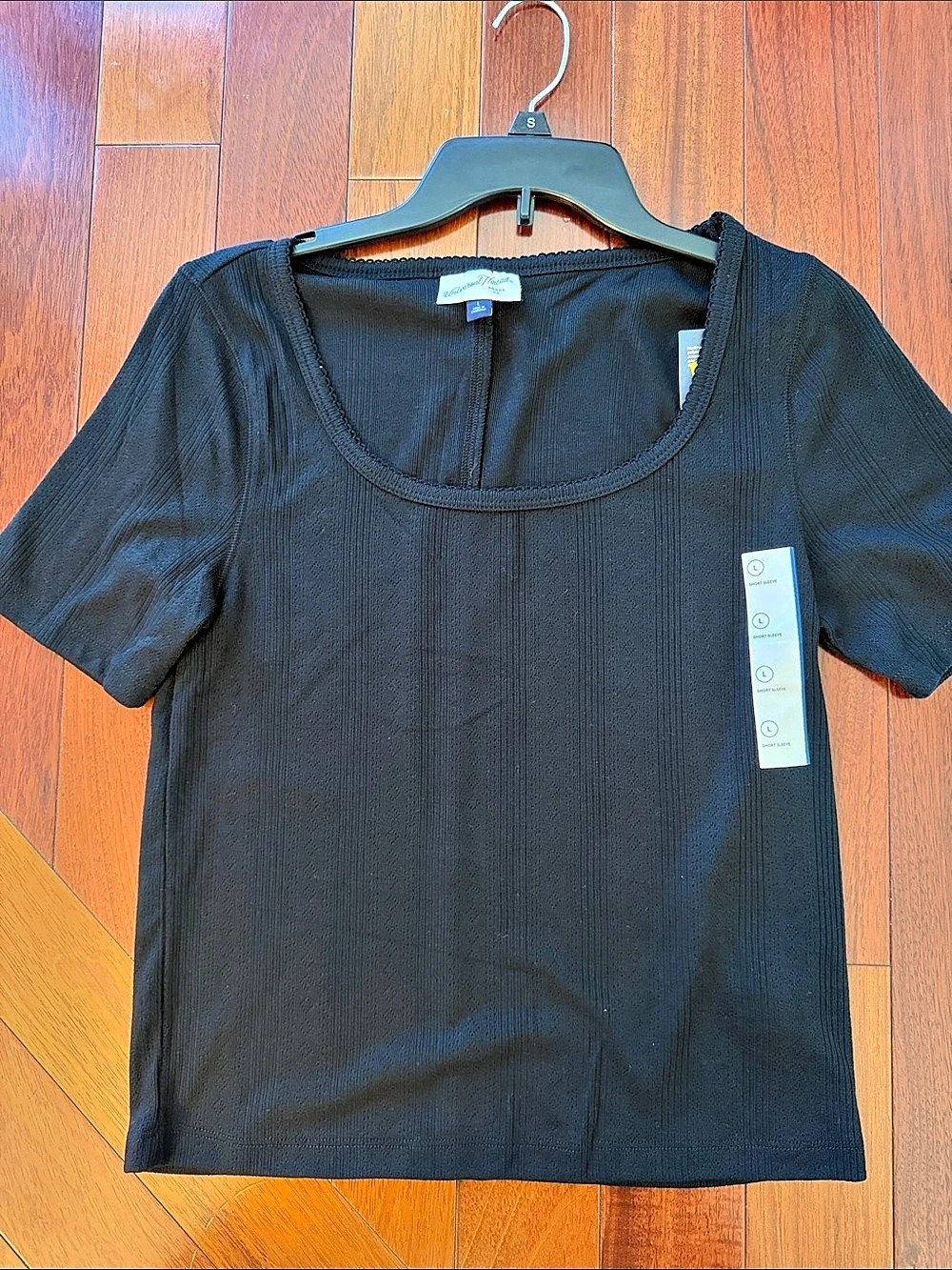 Universal Thread Short Sleeve Top in Black Size Large NWT
